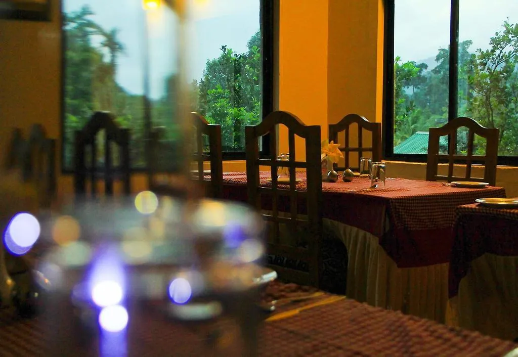 Emarald Wyte Mist Hotel Munnar Resort