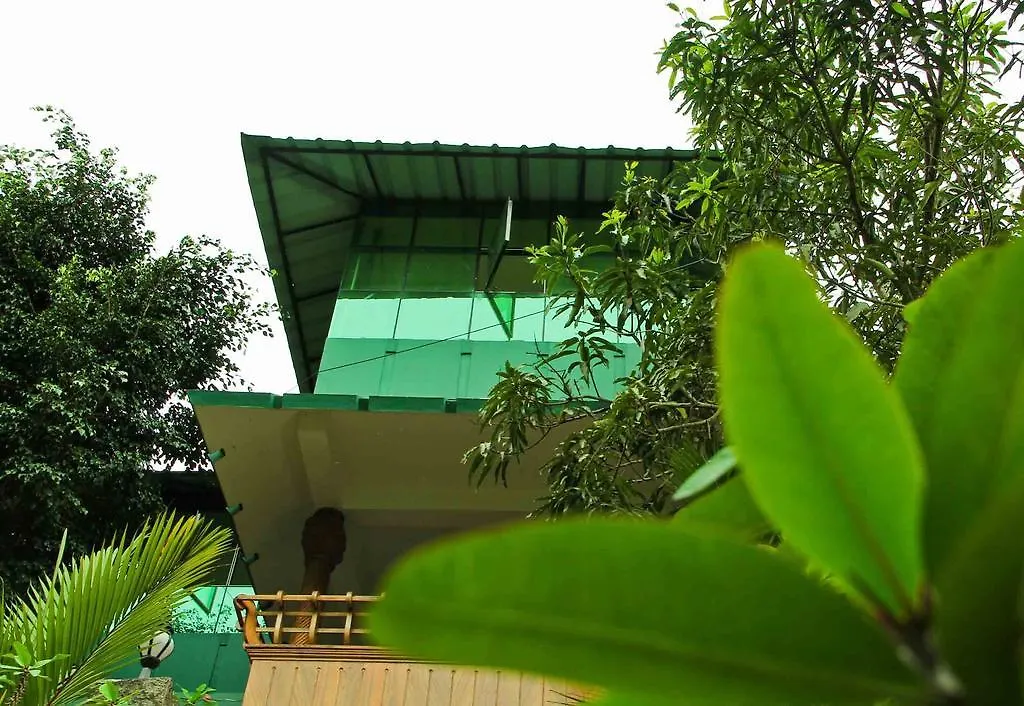 *** Resort Emarald Wyte Mist Hotel Munnar India
