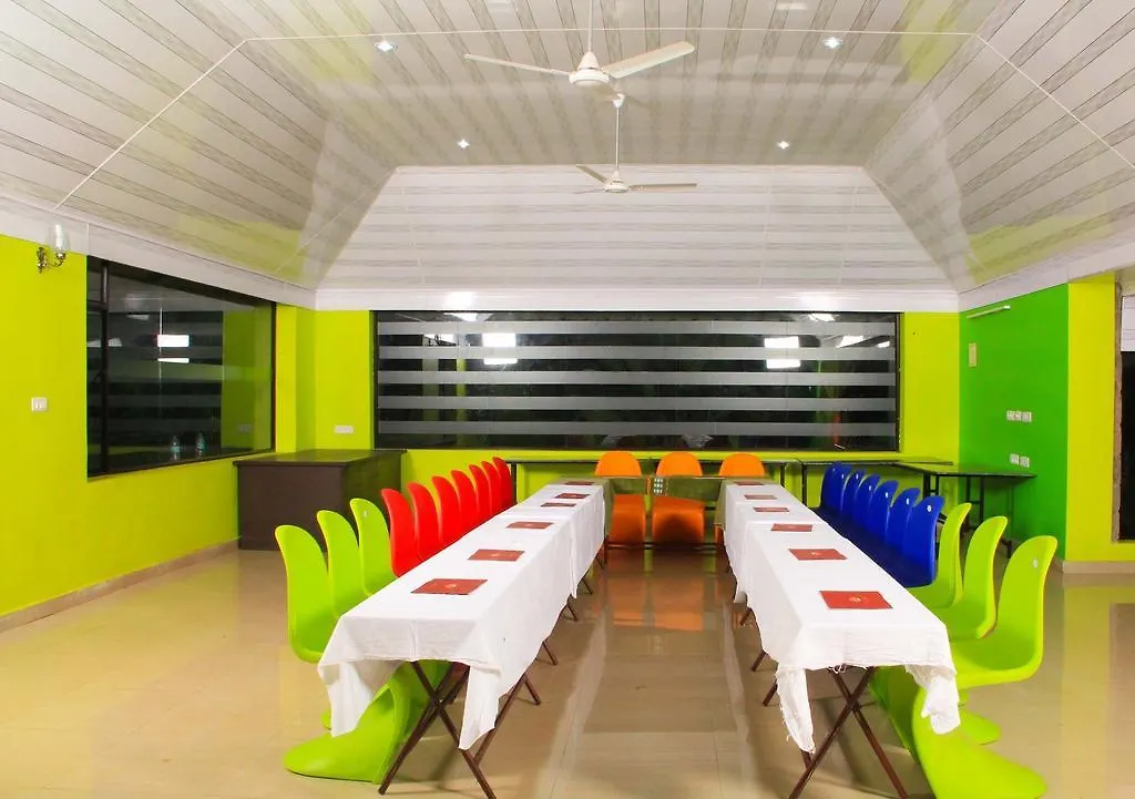 Emarald Wyte Mist Hotel Munnar 3*,  India